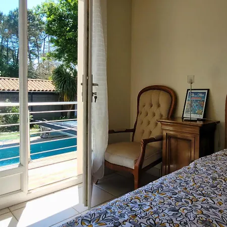 Mengine - Jolie Maison Avec Piscine Villa *
