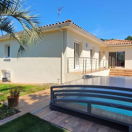 Mengine - Jolie Maison Avec Piscine فيلة *