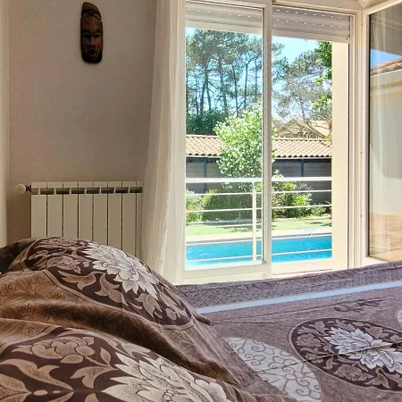 Mengine - Jolie Maison Avec Piscine *