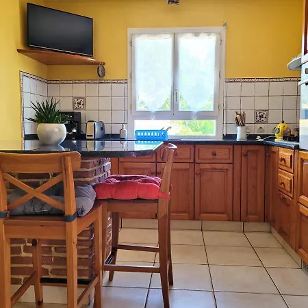 Mengine - Jolie Maison Avec Piscine Villa